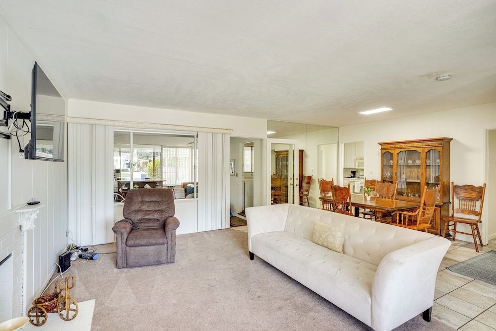 12 Mi to Dtwn LA: Family Home w/ Patio + Yard!