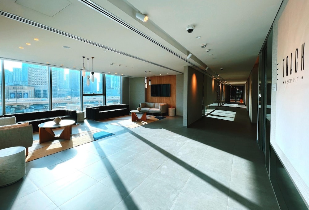 Elegant 1BR Apt Steps Away From Dubai Mall