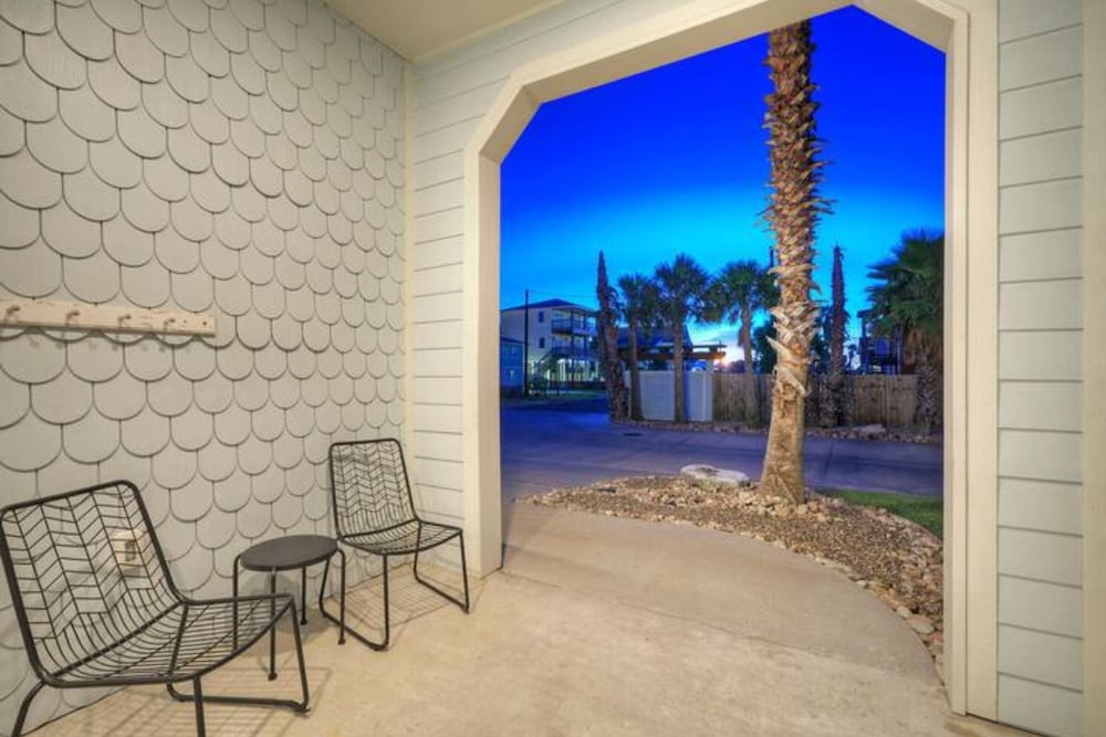 Palm Palace by Avantstay Pool Amazing Old Town Location