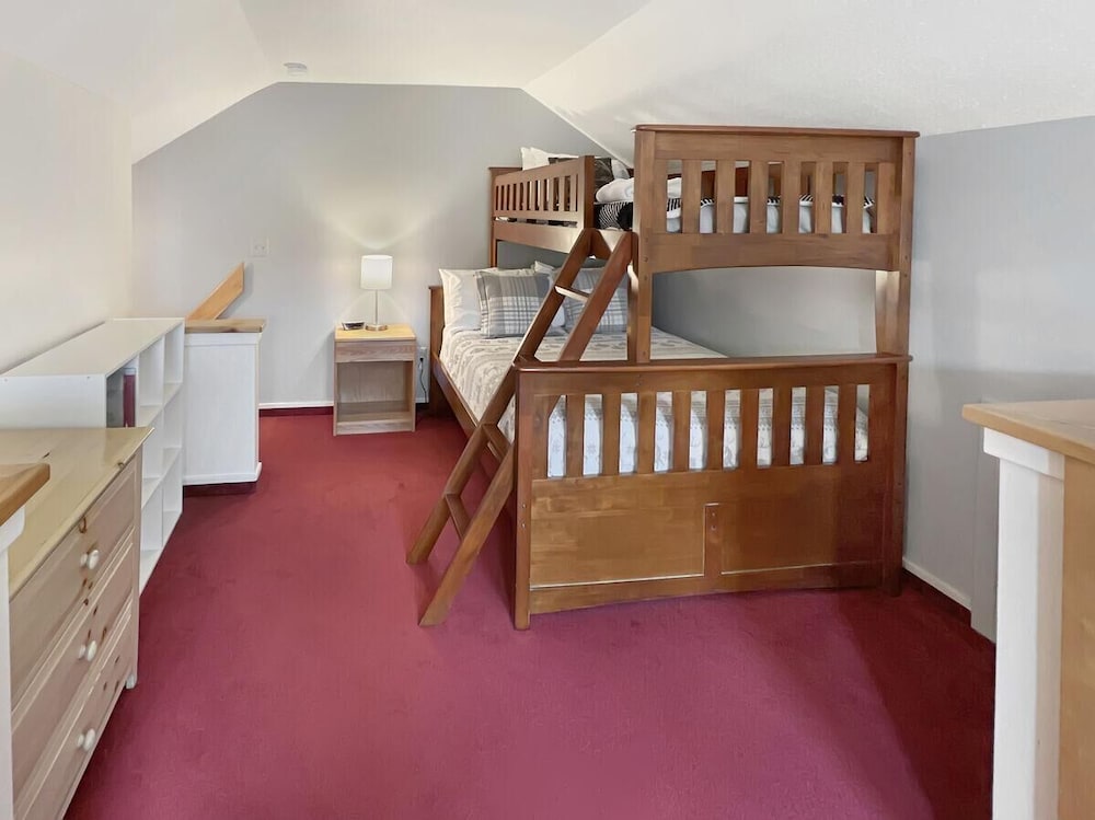 Woods Village 43