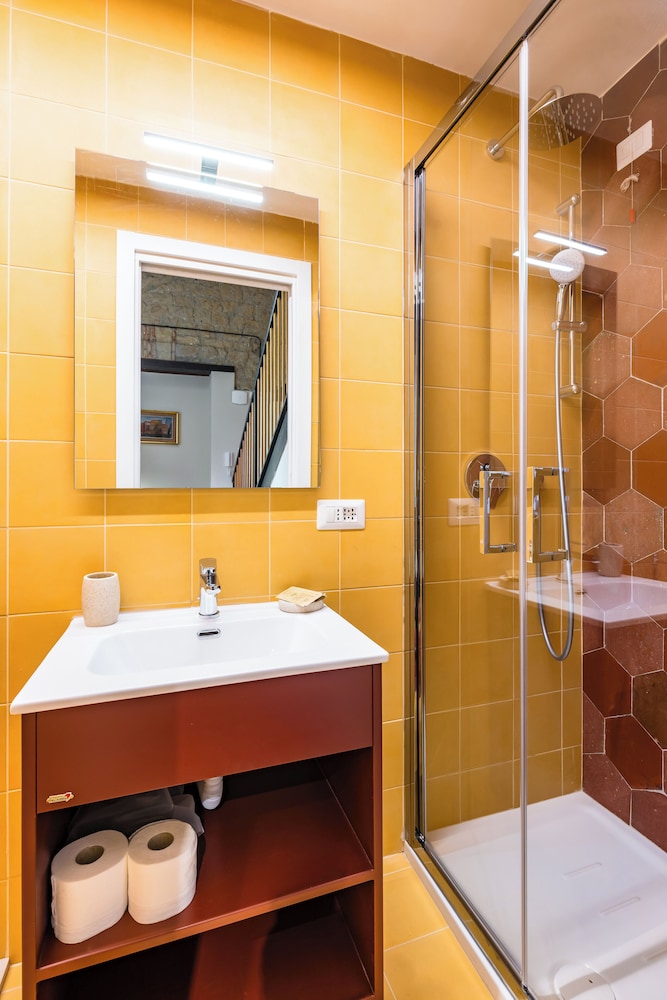 La Pinacoteca Aparthotel by NapoliApartments