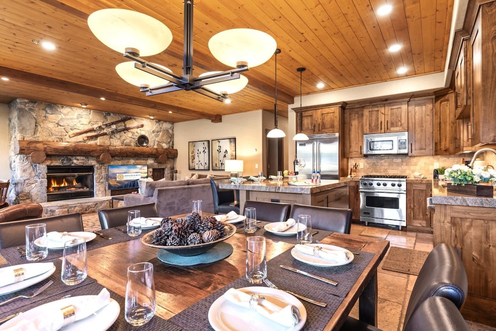 Deer Valley Bct-501 Hot Tub KBM Resorts