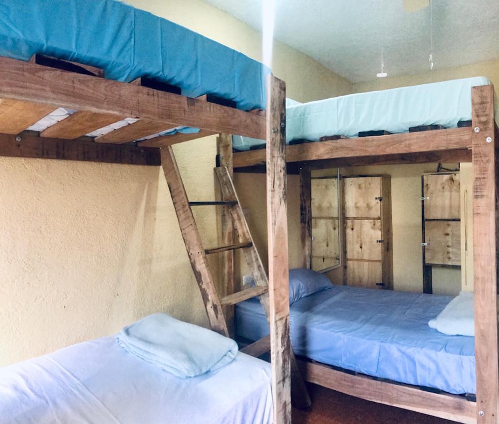 Kaya Hostal Apartments - Hostel - Property Image 2
