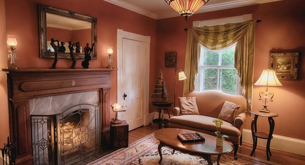 The Foster Harris House