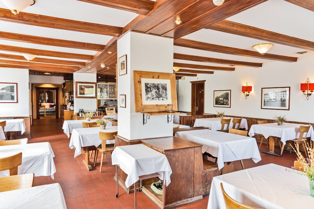 Hotel Bernina Hospiz - Hostel