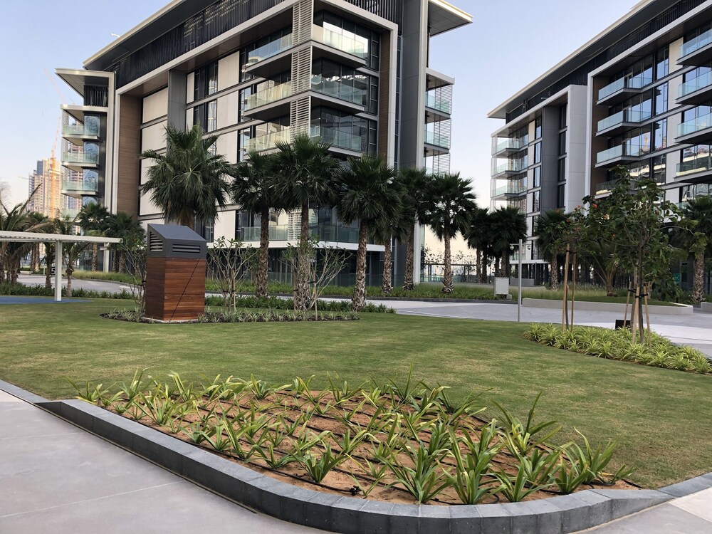 4BR Apt on Bluewater Island