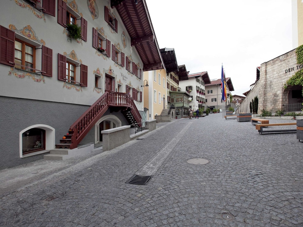 Photo 43