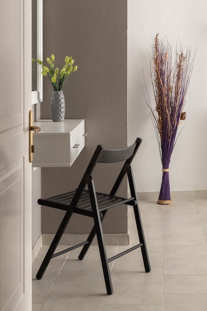 Maravelias Rooms