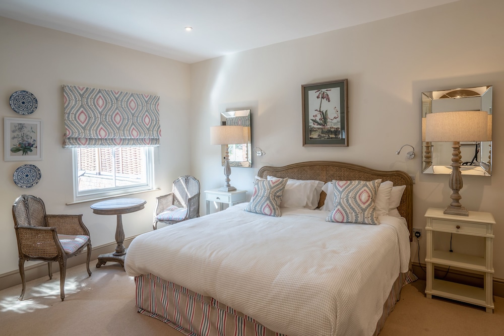 Stapleton/Parkgate Cottages view 2