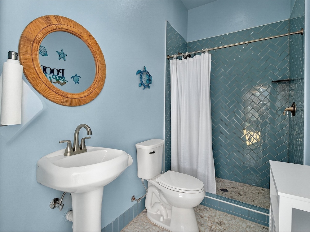 Coastal Vibes Rp230 3 Bedroom Home