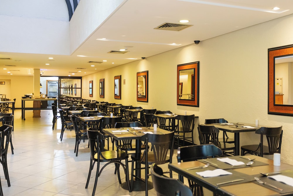 Estanplaza Nações Unidas