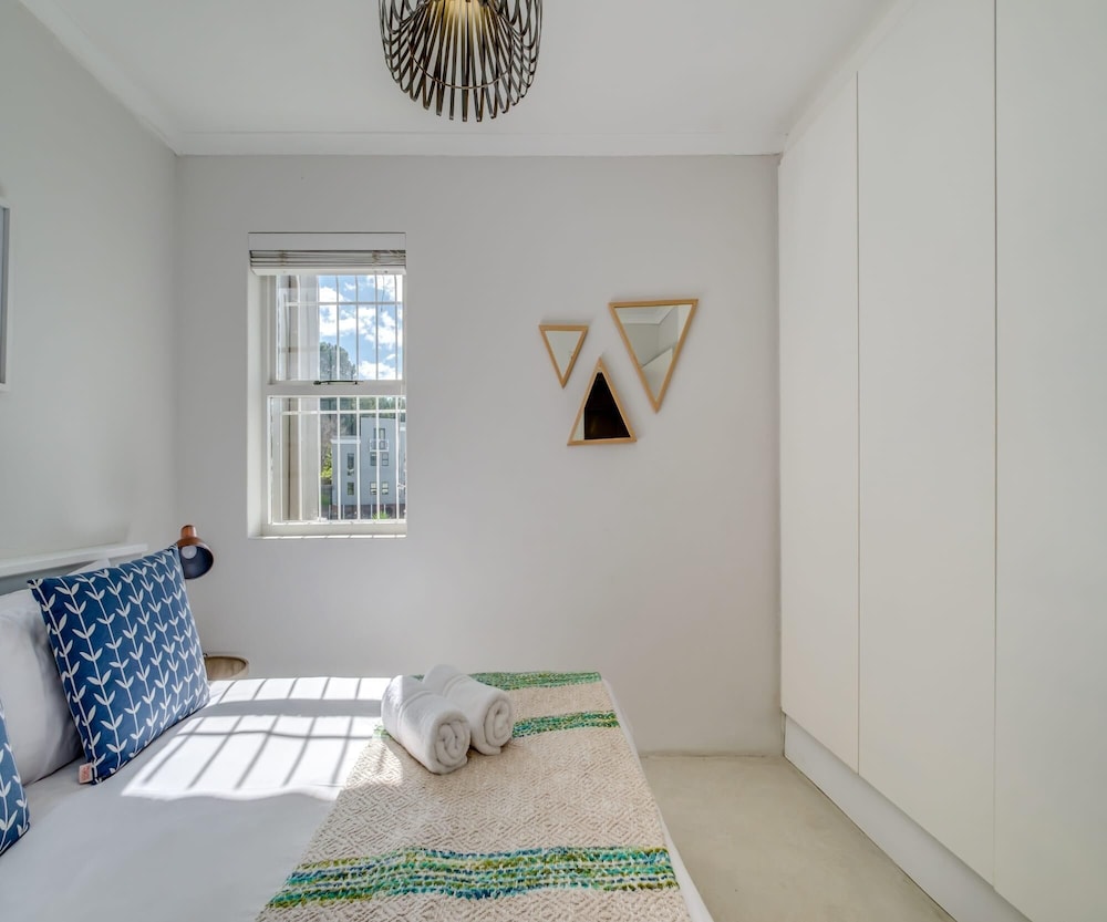 Stylish De Waterkant Apartment 211 DWP view 2
