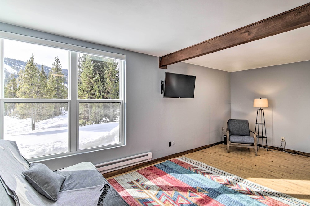 Prismatic Mountain Studio < 1 Mi to Big Sky Resort - Property Image 12