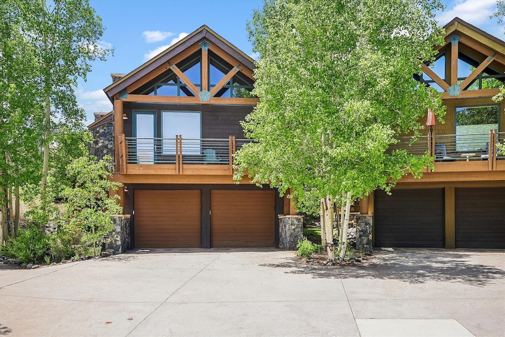 Silverado 4 Bedroom Townhouse
