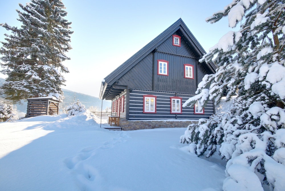 Villa in Horni Marsov With Finnish Sauna