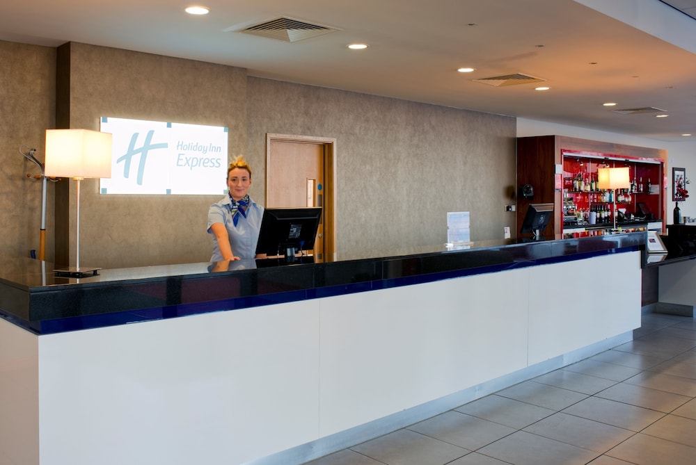 Rotherham Vacations - Holiday Inn Express Rotherham North, an IHG Hotel - Property Image 6