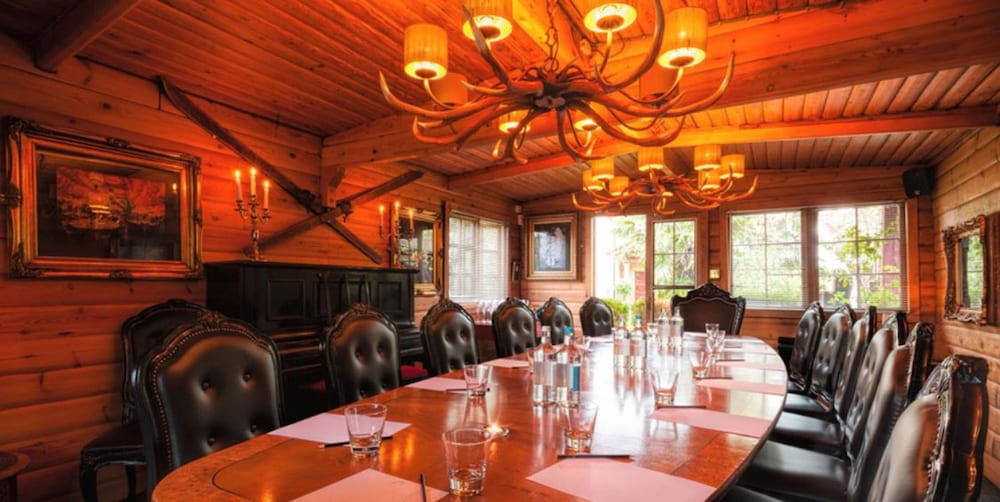 Oxford Vacations - Crazy Bear Hotel-Stadhampton - Property Image 12