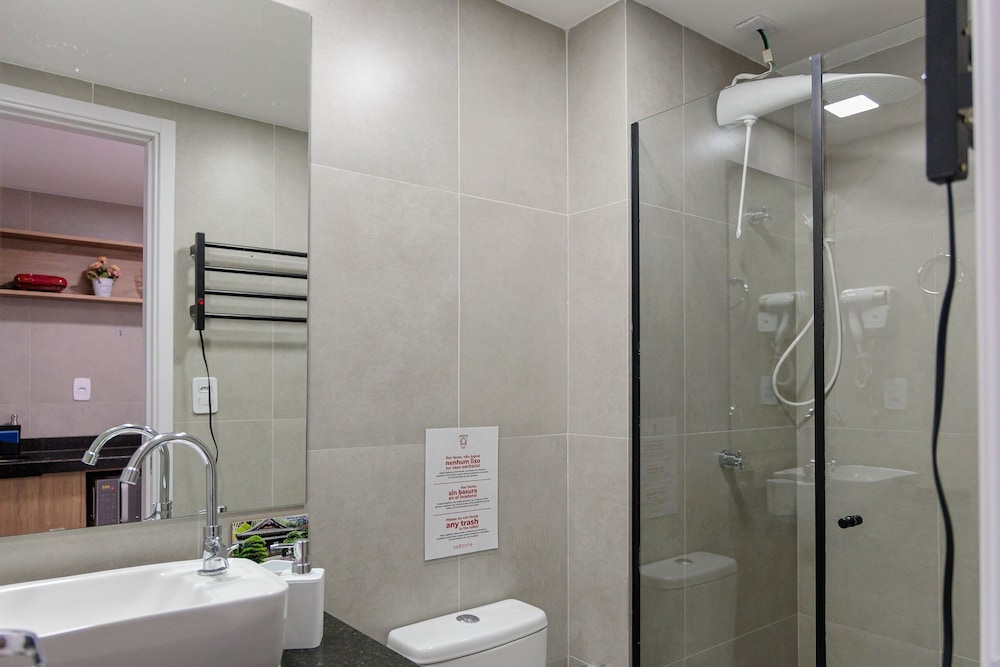 Cozy Apartment Close to the Center Pgo309
