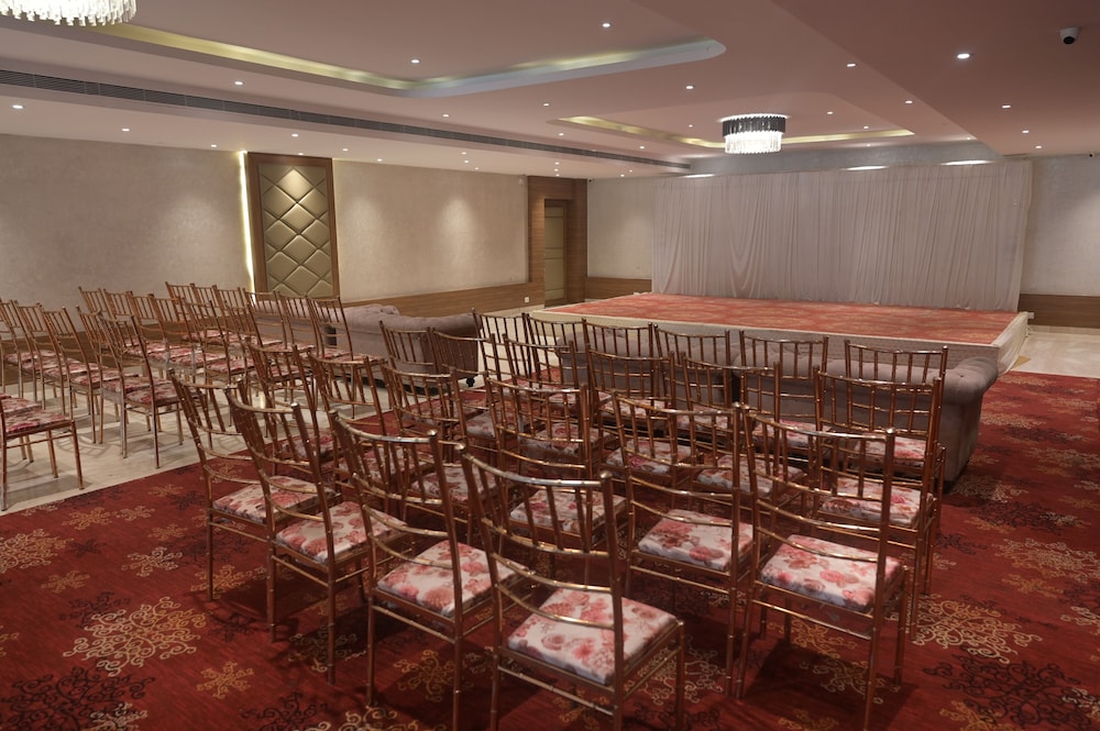 Meetings & Events