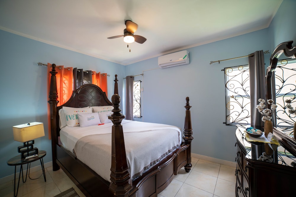 Nickels Garden Villas