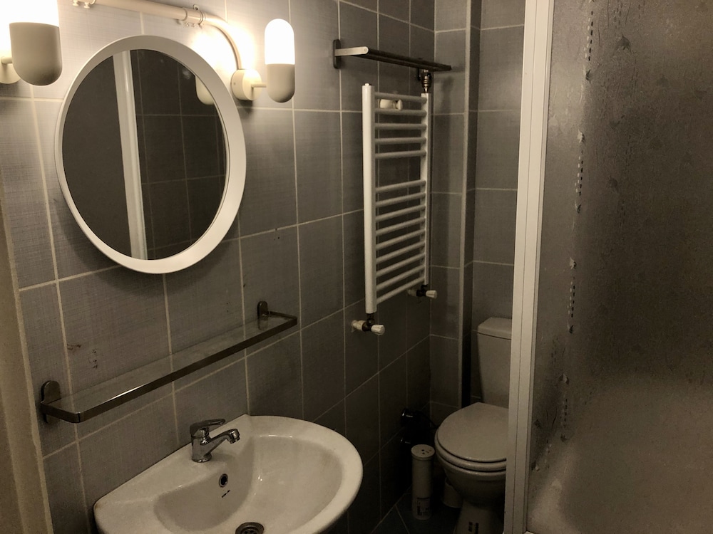 Fehmi Bey Otel - Image 54