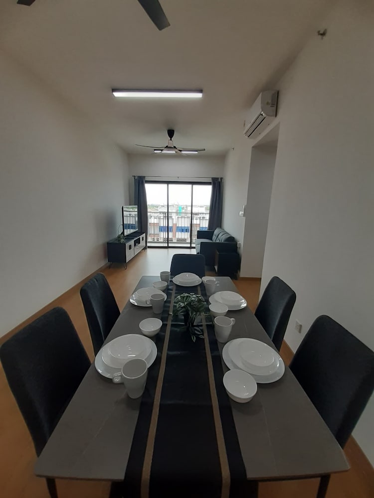 Maya Bay Residences