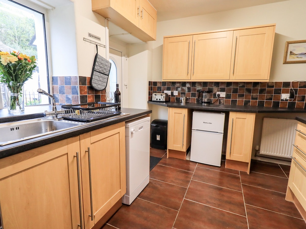 6 Calgarth View