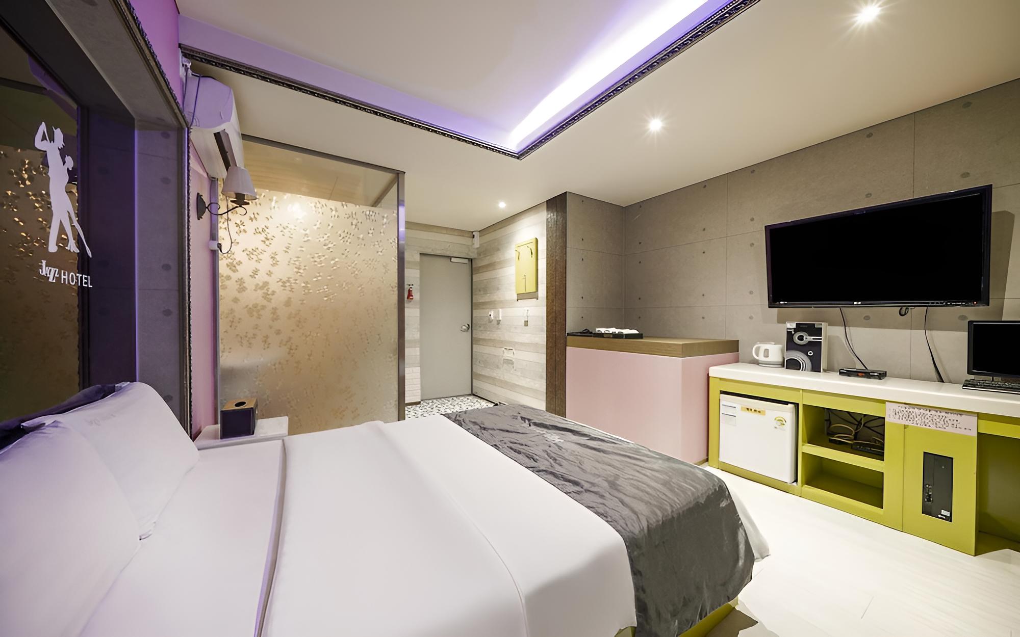 Buan Gyeokpo Jazz Motel and Pension view 4