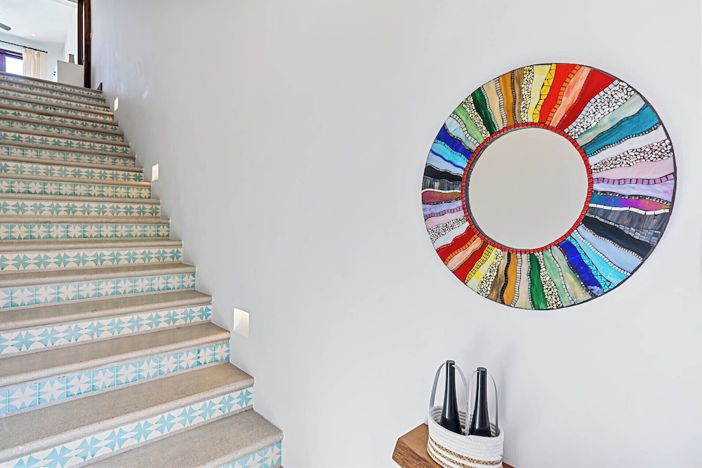Trendy Condo with Modern Decor, Stunning Ocean Views, and Exclusive Beach Club Access