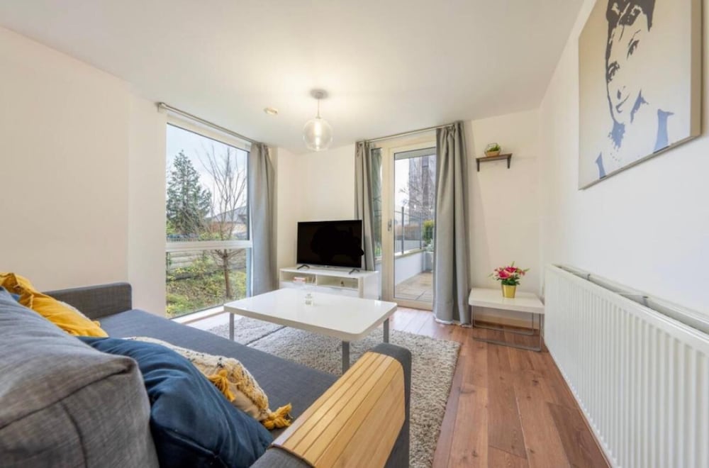Luxurystaylong-sleeps6-freeparking-freegym-terrace