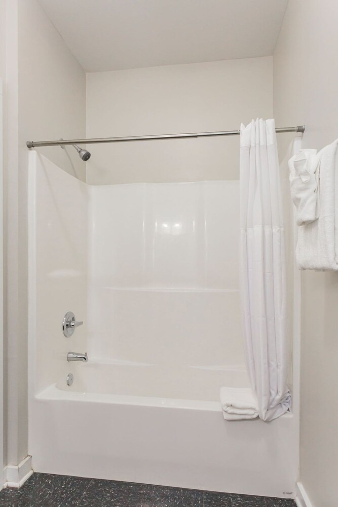 Cozysuites Musicrow Classy 1BR w Free Parking 09, Foto 30