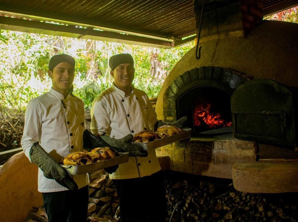 Hotel y Restaurante Bambu