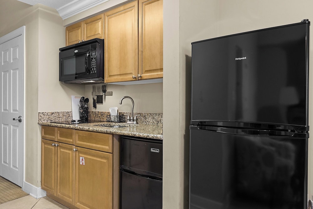 Escapes to the Shores #902 by Southern Vacation Rentals