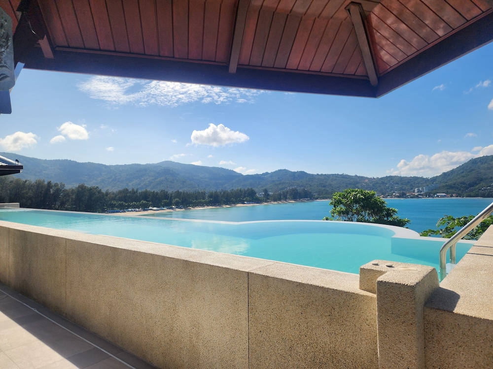 Luxury Seaview 6 Bedrooms With Infinity Pool Villa, Private Gym, Superfast Wifi