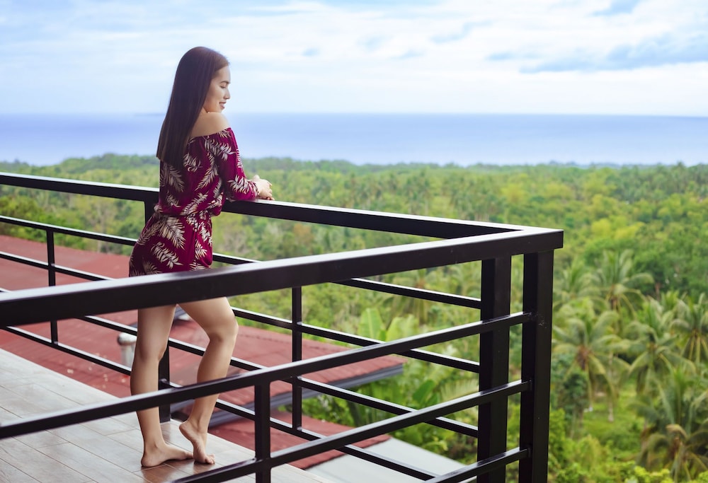 Marqis Sunrise Sunset Resort and Spa