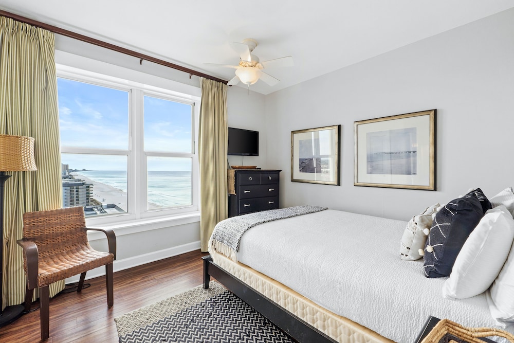Grand Panama Beach Resort by Panhandle Getaways