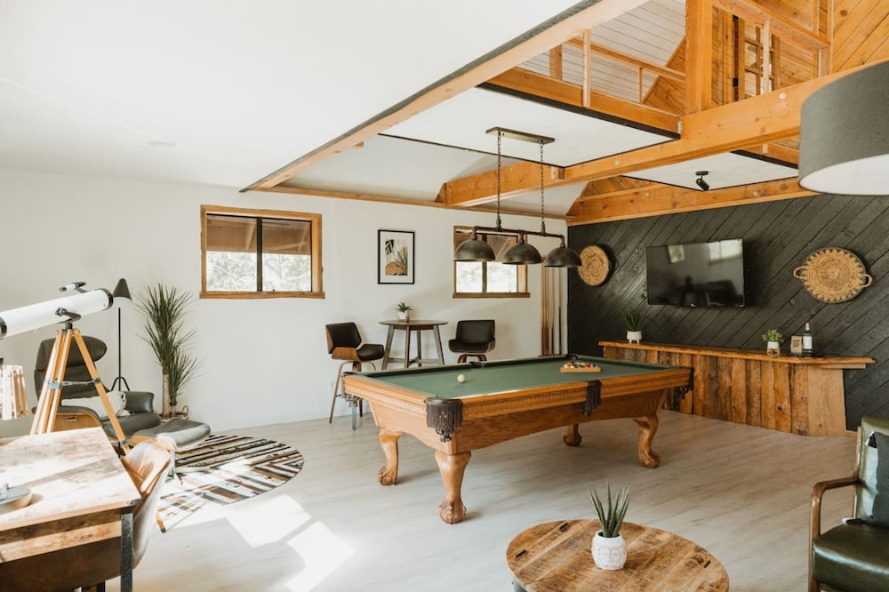 Luxury Casa Oso Retreat 2houses Hottub BBQ 43acres