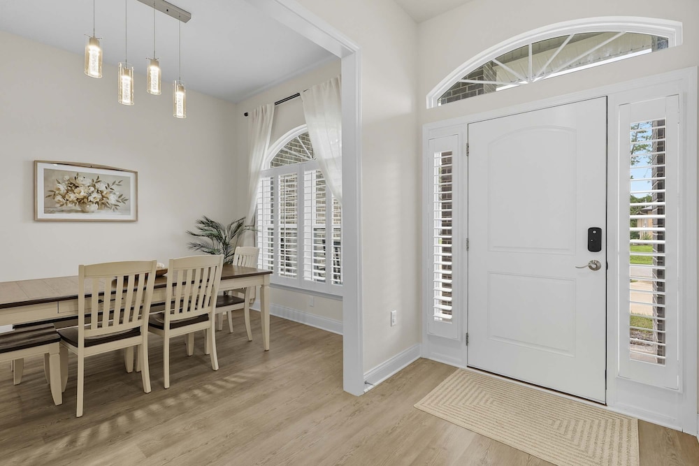 Modern 4BR Retreat Near Beach Heated Pool