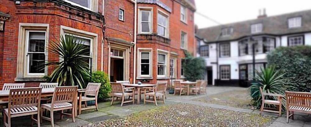 Newmarket Vacations - Rutland Arms - Property Image 2