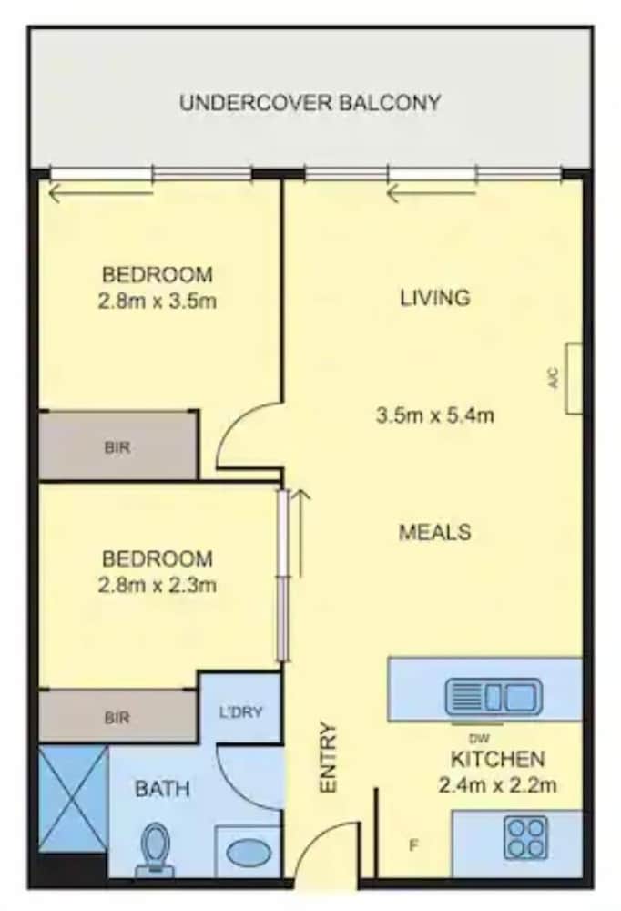 Charming 1BR in Fitzroy w/ Parking, Pool, + Gym!