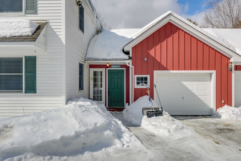 Ski, Golf & Hike: Spacious Dover Retreat!