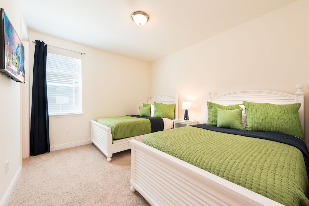 New House, Near Disney, Private Pool - Image 4