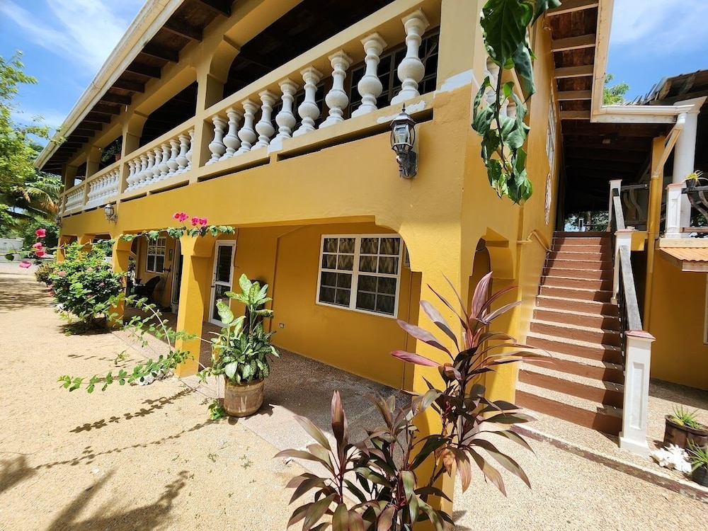 Caribbean Shores Bed & Breakfast