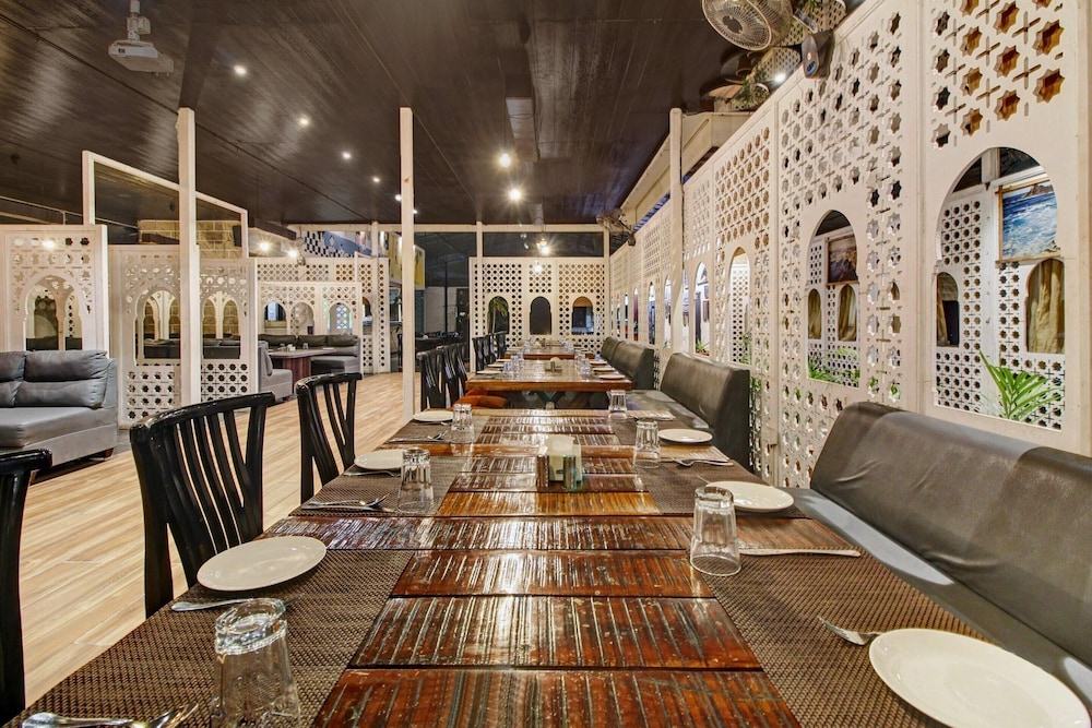 Super Townhouse Koregaon Park
