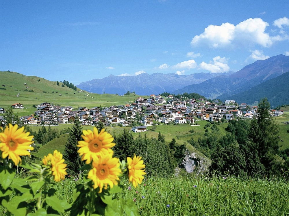 Apartment With Panoramic Views in Fiss