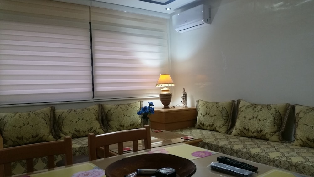 Golden Ashraf Apartment