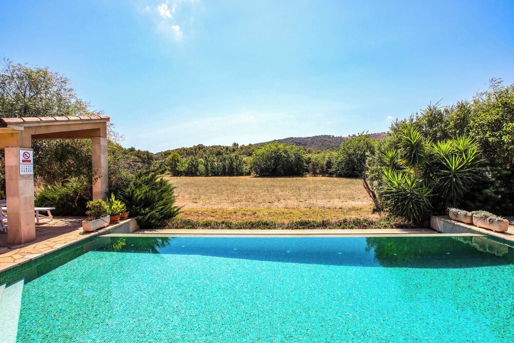 Villa Mares