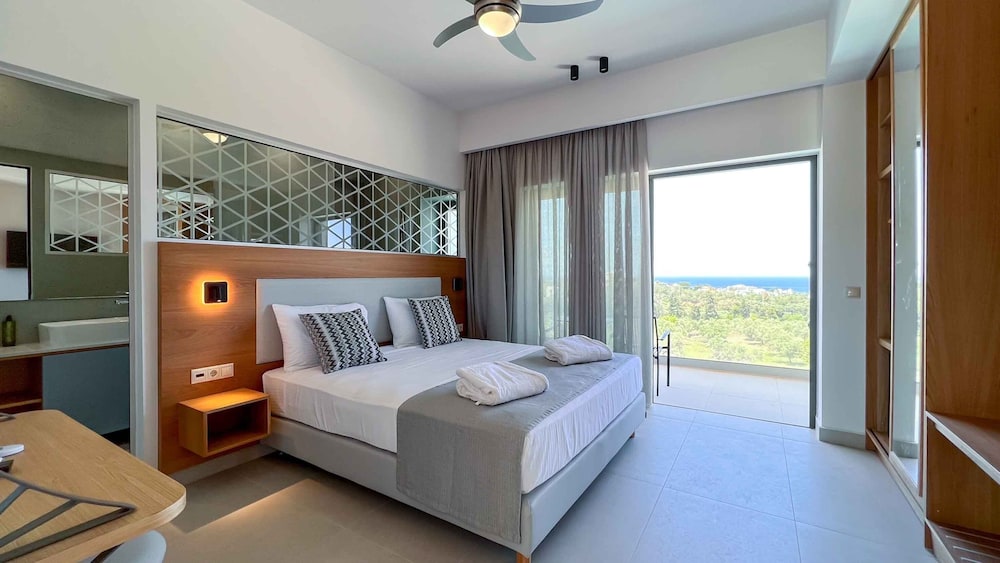 Star Luxury Villa I Gym and Playground