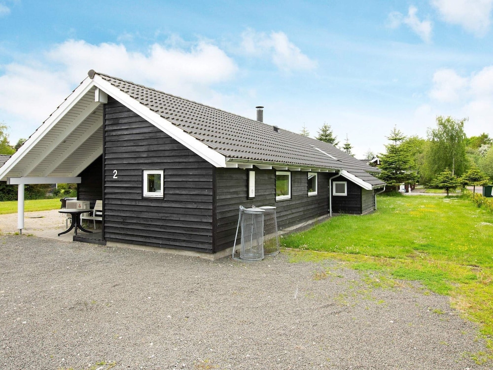 12 Person Holiday Home in Vaeggerlose