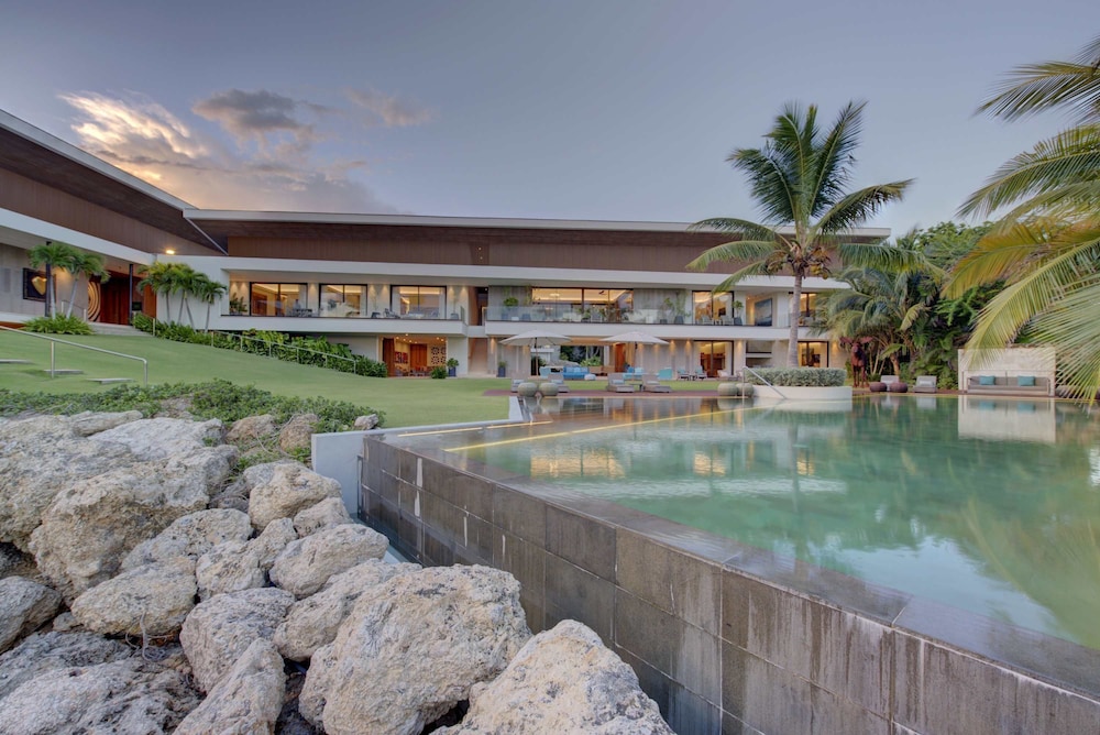 Clifftop Icon of Caribbean Luxury